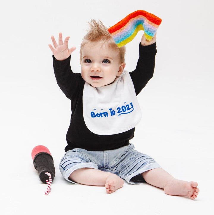 Born In 2023 Bib, Beanie, and socks gift set - FoxE Baby